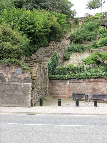 Lower wall and Breakneck Stairs