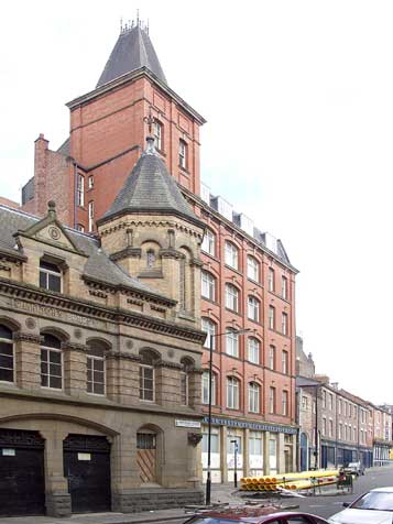 Thornton Street looking north
